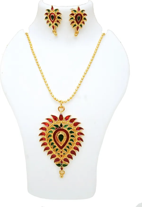 Assamese_Traditional_Red_Green_Dugdugi_Jewellery_Set_For_Women
